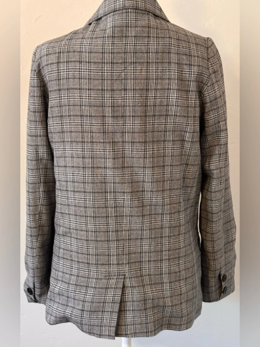 🌸 Johnny Becca Grey Plaid Double-Breasted Blazer Women’s Size Medium